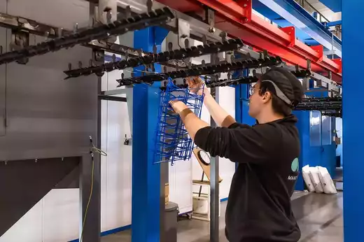 Plastificeren van staaldraad met wervelbed coating – innovatief & duurzaam